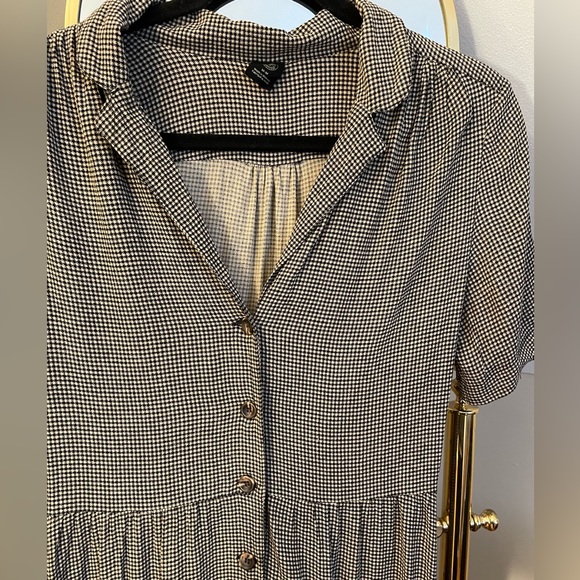 Urban Outfitters Button-Down Mido Shirt Dress - Size M in Black & Beige - Picture 4 of 6